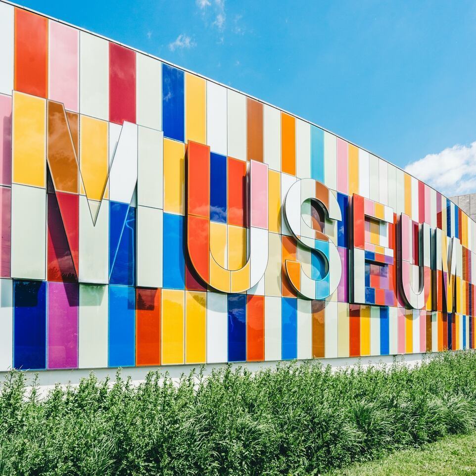 Image of the museum outside - daytime